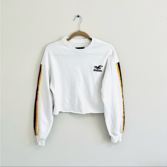 Hollister Sweater Crop - Picture 2 of 5